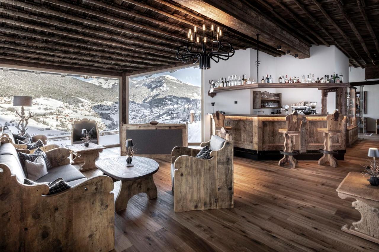 Hotel Niblea Dolomites Ortisei Exterior photo